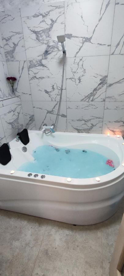 Jacuzzi Belle View Sinaia-Free Parking Διαμέρισμα Εξωτερικό φωτογραφία